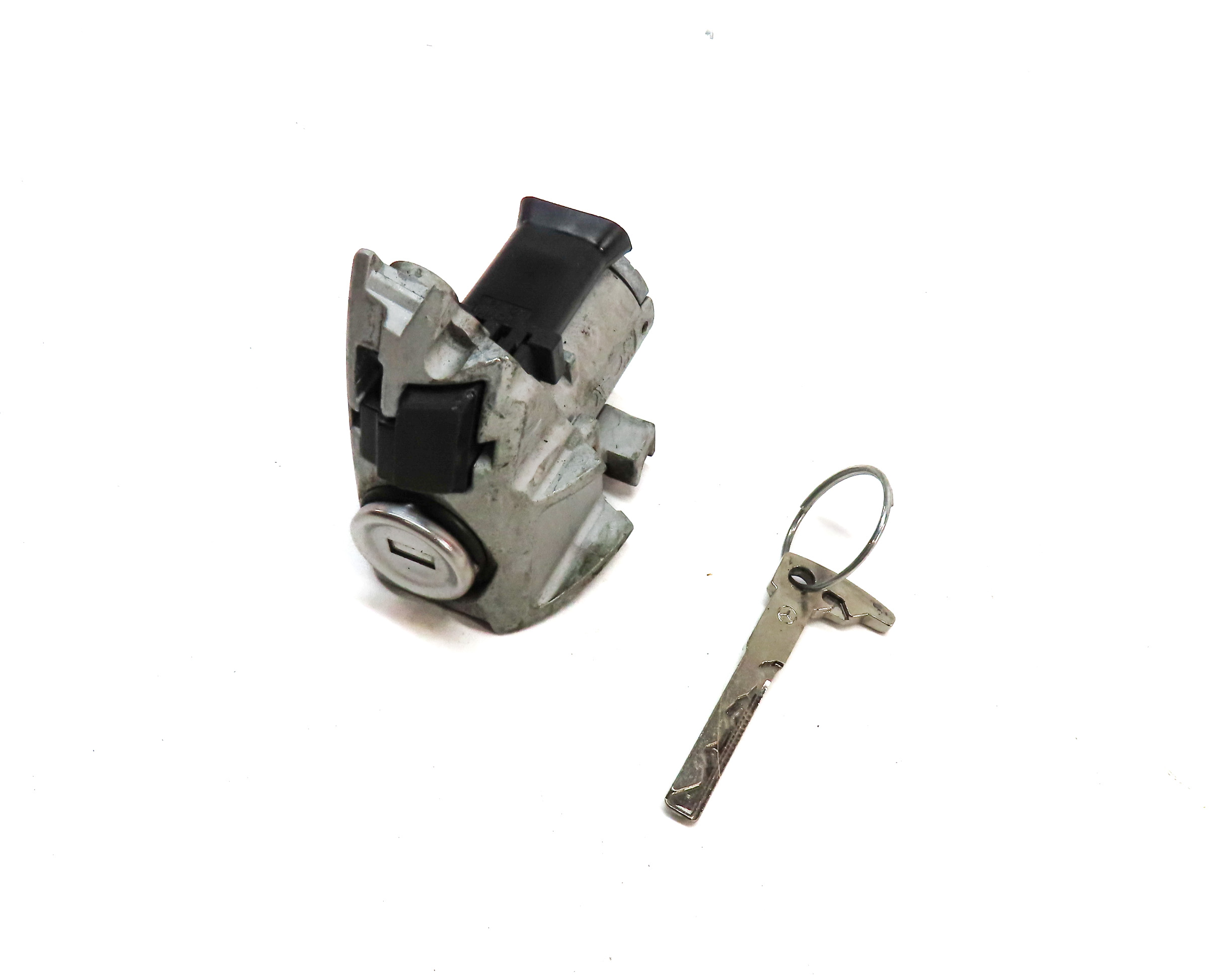 2009 MERCEDES GL550 (X164) FRONT LEFT DRIVER DOOR HANDLE LOCK CYLINDER w/KEY — exact item pictured